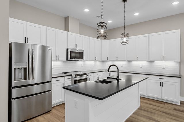 81 Homestead Court, Dover, TN 37058