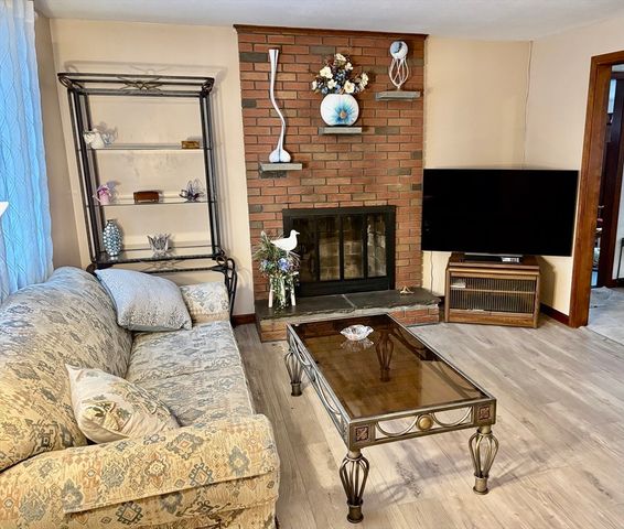 241 Belmont Ave, West Springfield, MA 01089