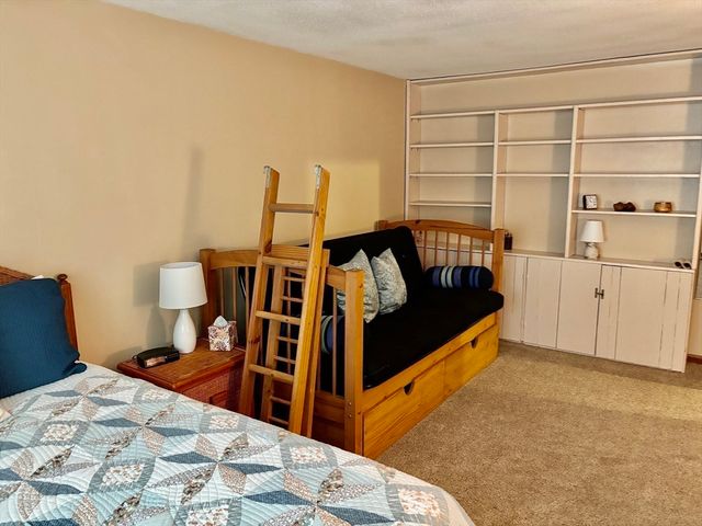 241 Belmont Ave, West Springfield, MA 01089