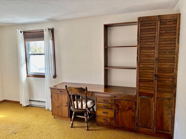 241 Belmont Ave, West Springfield, MA 01089