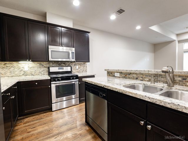 1208 Sampson Street, Houston, TX 77003