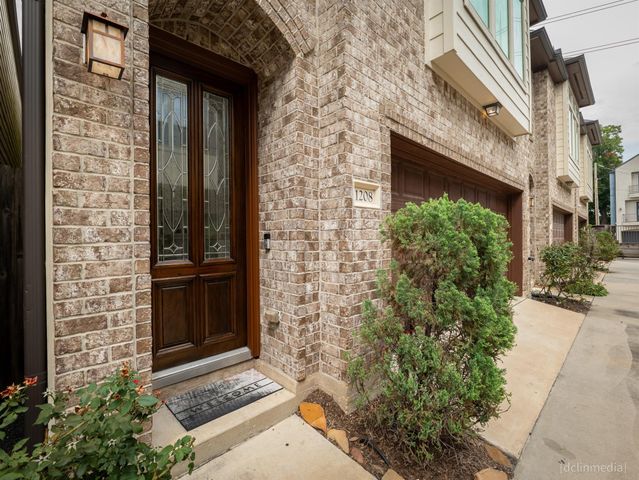 1208 Sampson Street, Houston, TX 77003