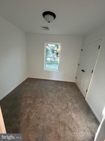 262 E MCKINLEY STREET, Chambersburg, PA 17201