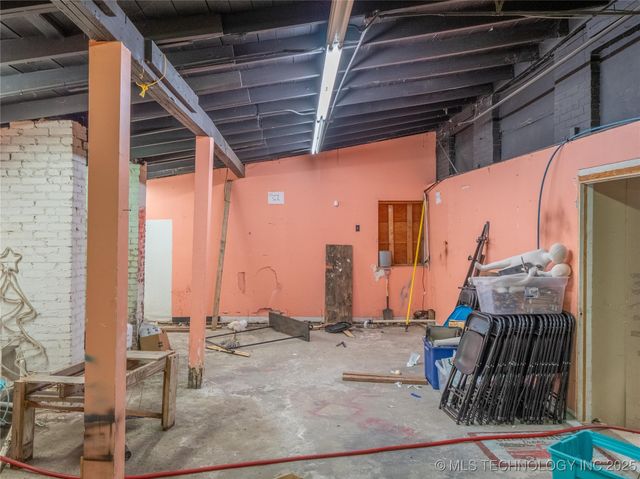 319 E Choctaw, Mcalester, OK 74501