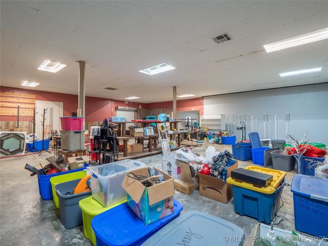 319 E Choctaw, Mcalester, OK 74501