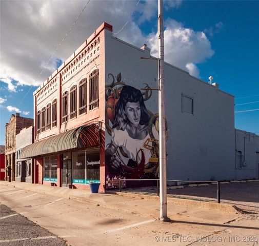 319 E Choctaw, Mcalester, OK 74501