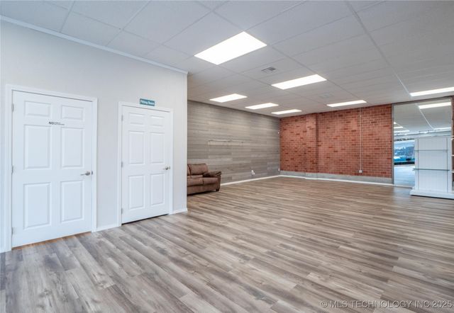 319 E Choctaw, Mcalester, OK 74501