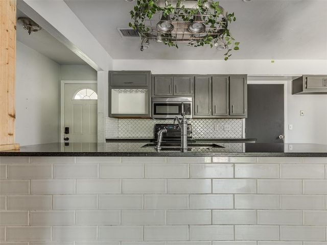 105 Paul Avenue, Yukon, OK 73099