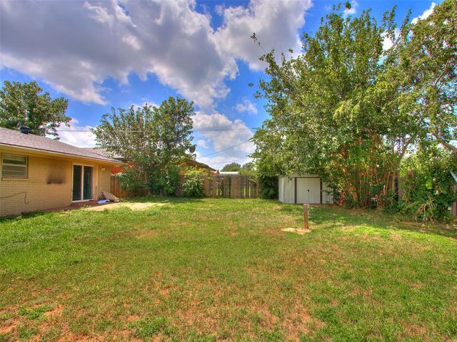 105 Paul Avenue, Yukon, OK 73099