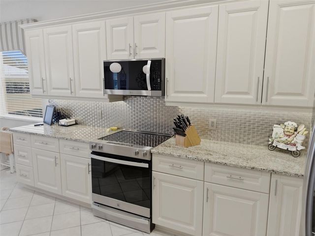 18744 BELLEVISTA COURT, Hudson, FL 34667