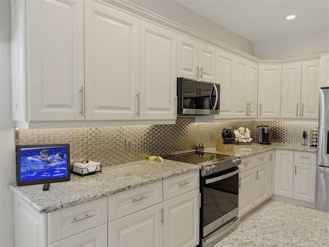 18744 BELLEVISTA COURT, Hudson, FL 34667