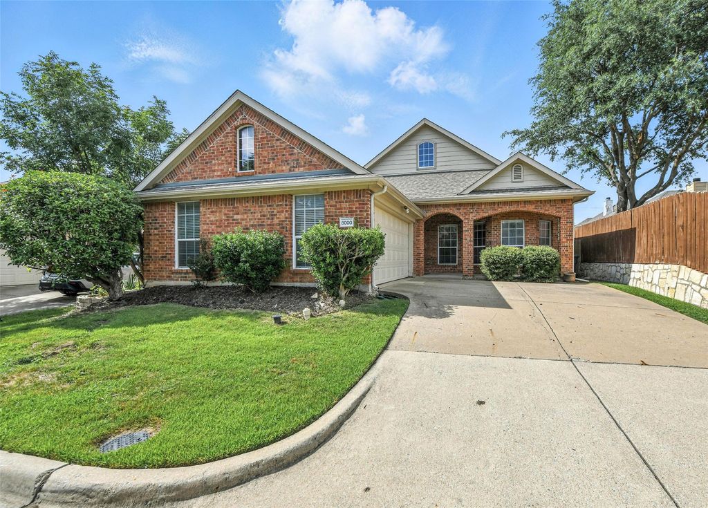 8000 Lonesome Spur Trail, Mckinney, TX 75070
