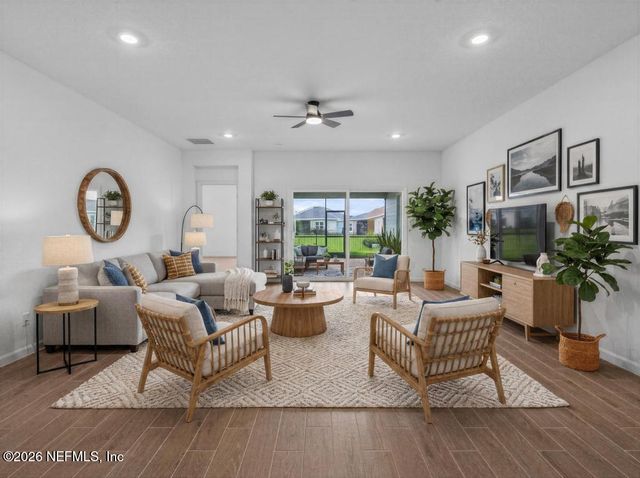2636 FIELD DAISY Lane, Green Cove Springs, FL 32043