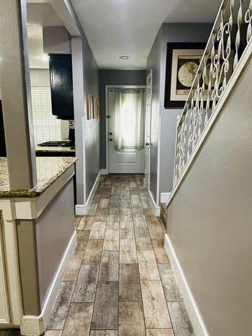 7934 Leonora Street, Houston, TX 77061