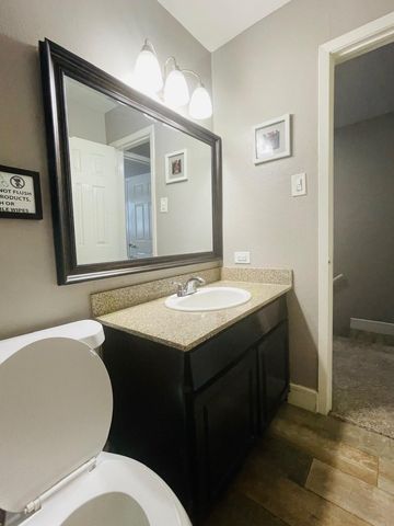 7934 Leonora Street, Houston, TX 77061