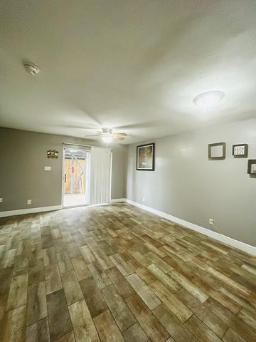 7934 Leonora Street, Houston, TX 77061