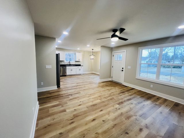 102 Sharpe St, Mcminnville, TN 37110