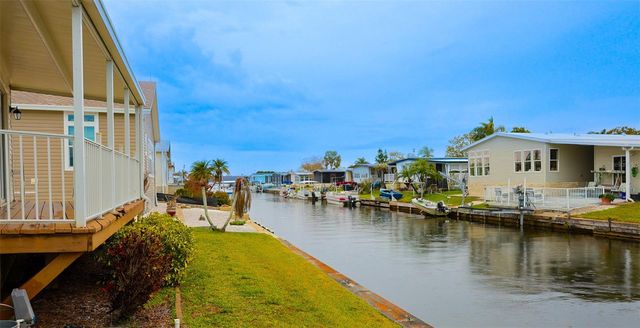 248 PHILADELPHIA BOULEVARD 55, Palm Harbor, FL 34684