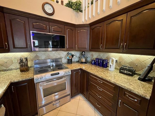 6953 Columbia Court, Margate, FL 33063