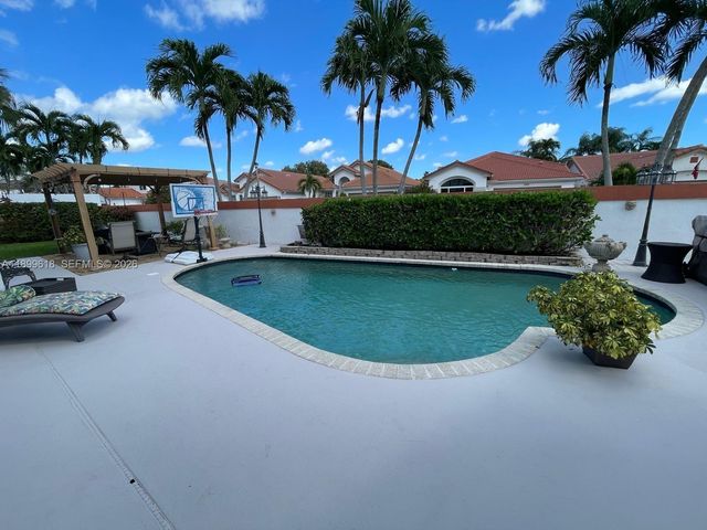 6953 Columbia Court, Margate, FL 33063