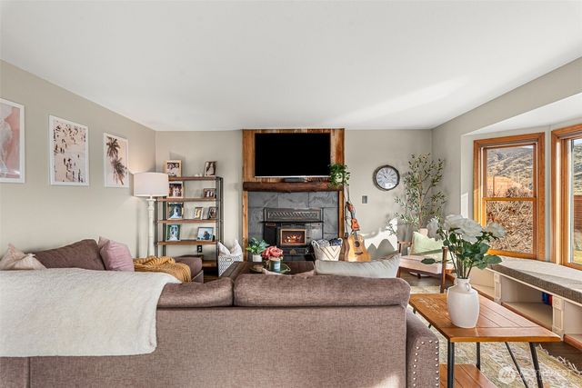 106 Heather Lane, Wenatchee, WA 98801