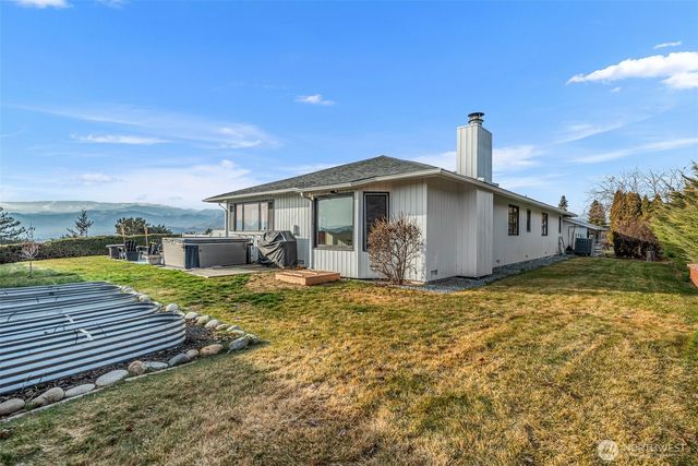 106 Heather Lane, Wenatchee, WA 98801
