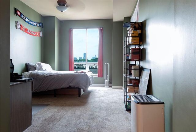 711 Cosmopolitan NE Drive 715, Atlanta, GA 30324