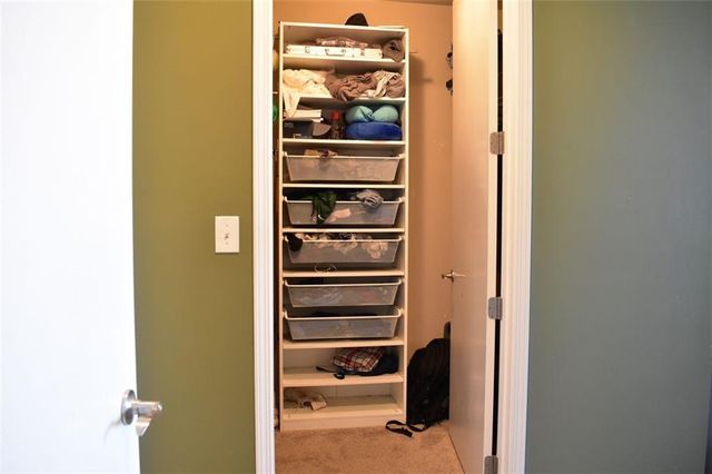 711 Cosmopolitan NE Drive 715, Atlanta, GA 30324