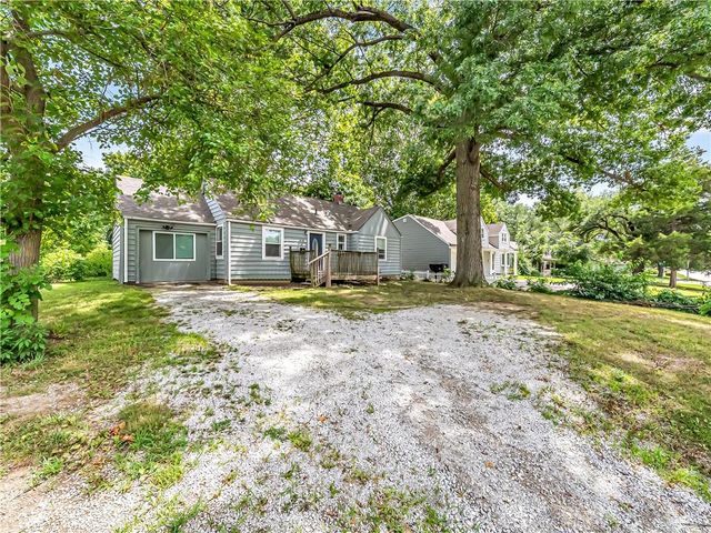 3117 S Crysler Avenue, Independence, MO 64055