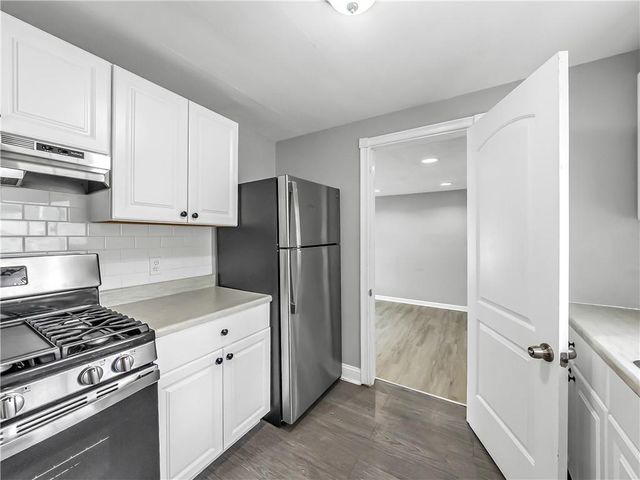 3117 S Crysler Avenue, Independence, MO 64055
