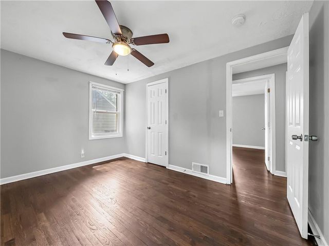 3117 S Crysler Avenue, Independence, MO 64055