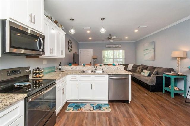 175 Orleans Drive A, Dauphin Island, AL 36528