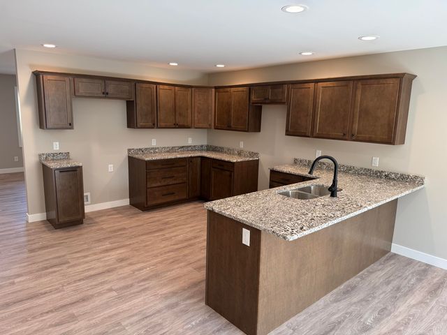 821 9th Street SW 10b, Demotte, IN 46310