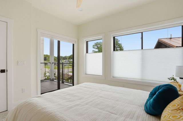 1 N Bailey Avenue 1, South Haven, MI 49090