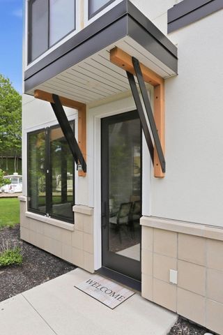 1 N Bailey Avenue 1, South Haven, MI 49090