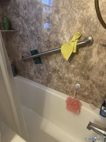 6741 Strathmore Rd, Chesterfield, VA 23237