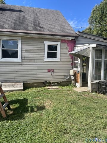 6741 Strathmore Rd, Chesterfield, VA 23237