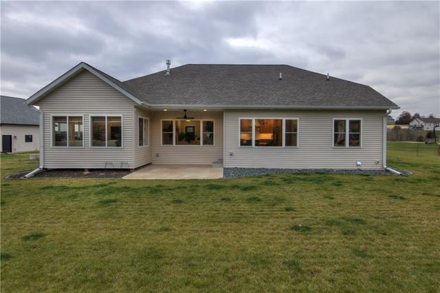 E5225 Queens Drive, Eleva, WI 54738