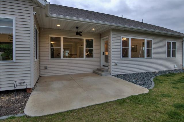 E5225 Queens Drive, Eleva, WI 54738