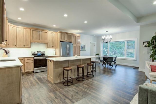 E5225 Queens Drive, Eleva, WI 54738