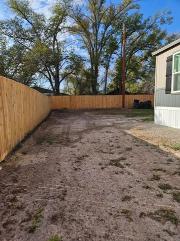 225 Gensen Drive SW, Los Lunas, NM 87031