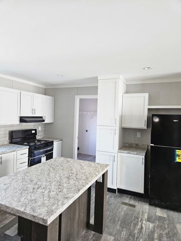 225 Gensen Drive SW, Los Lunas, NM 87031