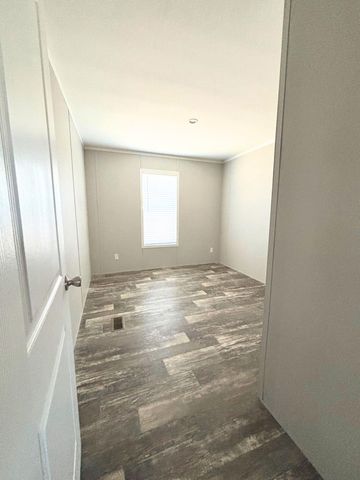 225 Gensen Drive SW, Los Lunas, NM 87031