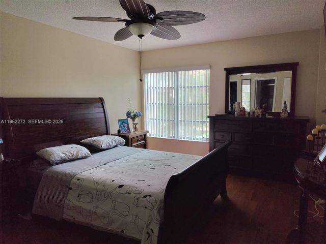 4168 Inverrary Drive 301, Lauderhill, FL 33319