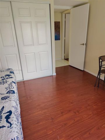 4168 Inverrary Drive 301, Lauderhill, FL 33319