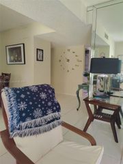 4168 Inverrary Drive 301, Lauderhill, FL 33319