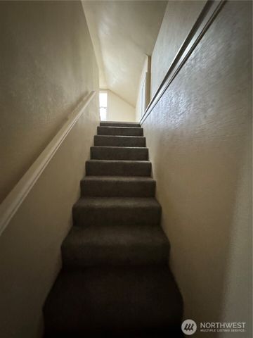 204 2nd Ave Avenue N, Algona, WA 98001