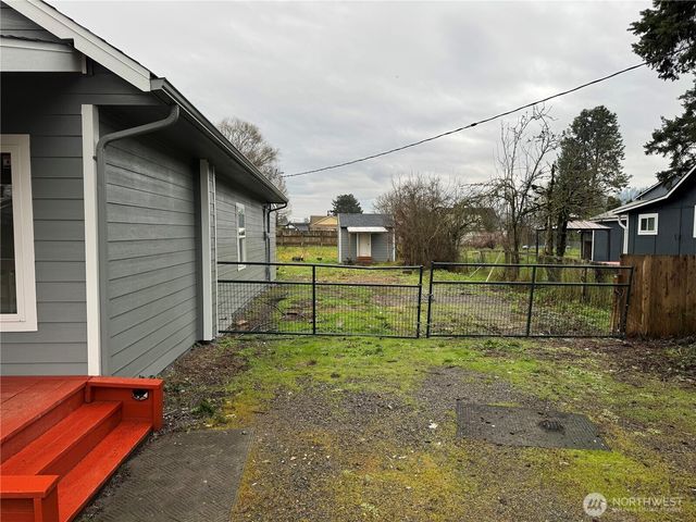 204 2nd Ave Avenue N, Algona, WA 98001