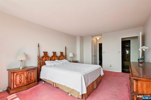 555 North Avenue 25-K, Fort Lee, NJ 07024