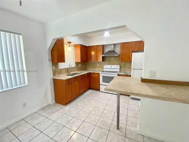 2345 Douglas St 0, Hollywood, FL 33020